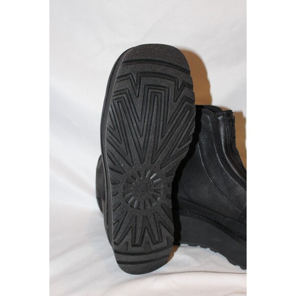 UGG CITYFUNC ZIP BLACK LEATHER‎ WATERPROOF ZIP WOMEN'S BOOTS NWOB - Picture 5 of 6